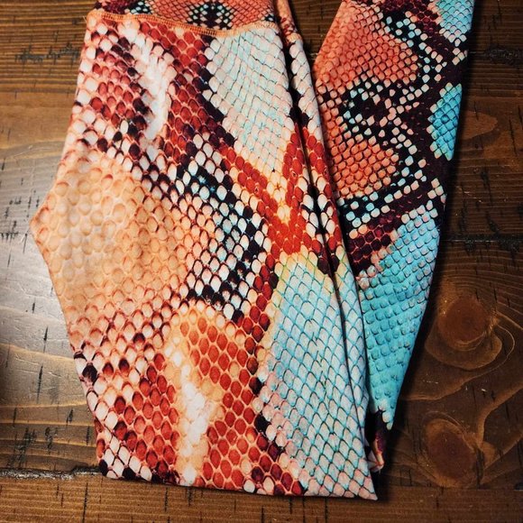Niyama Sol - S - Python Leggings - Picture 9 of 11